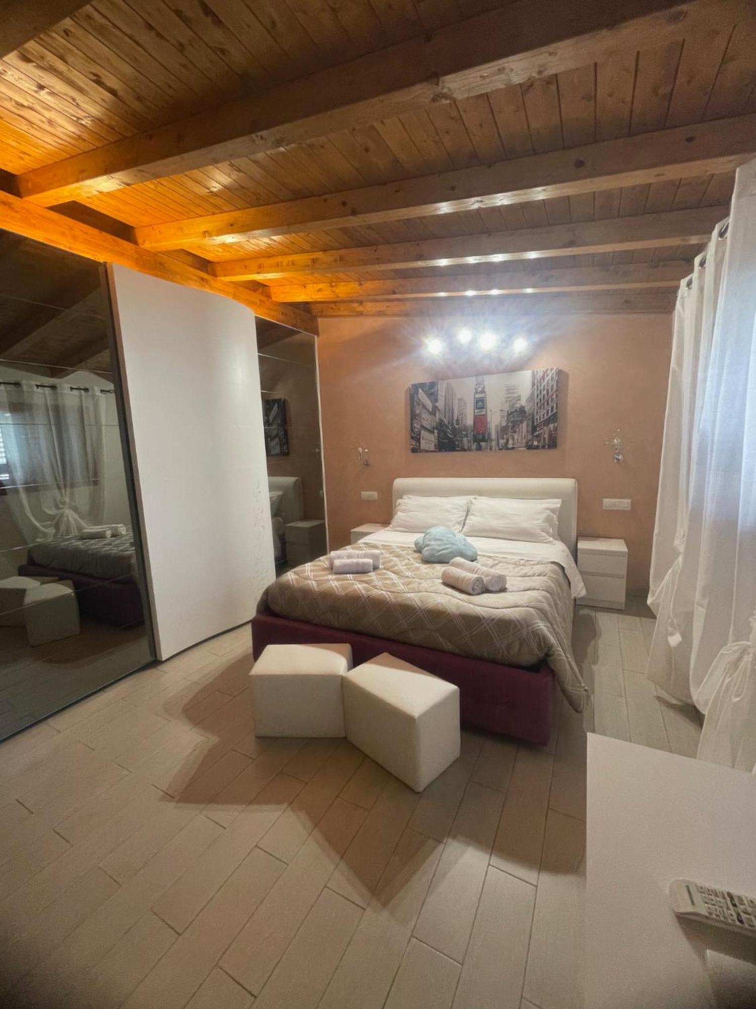 Otto Suite Catánia Buitenkant foto